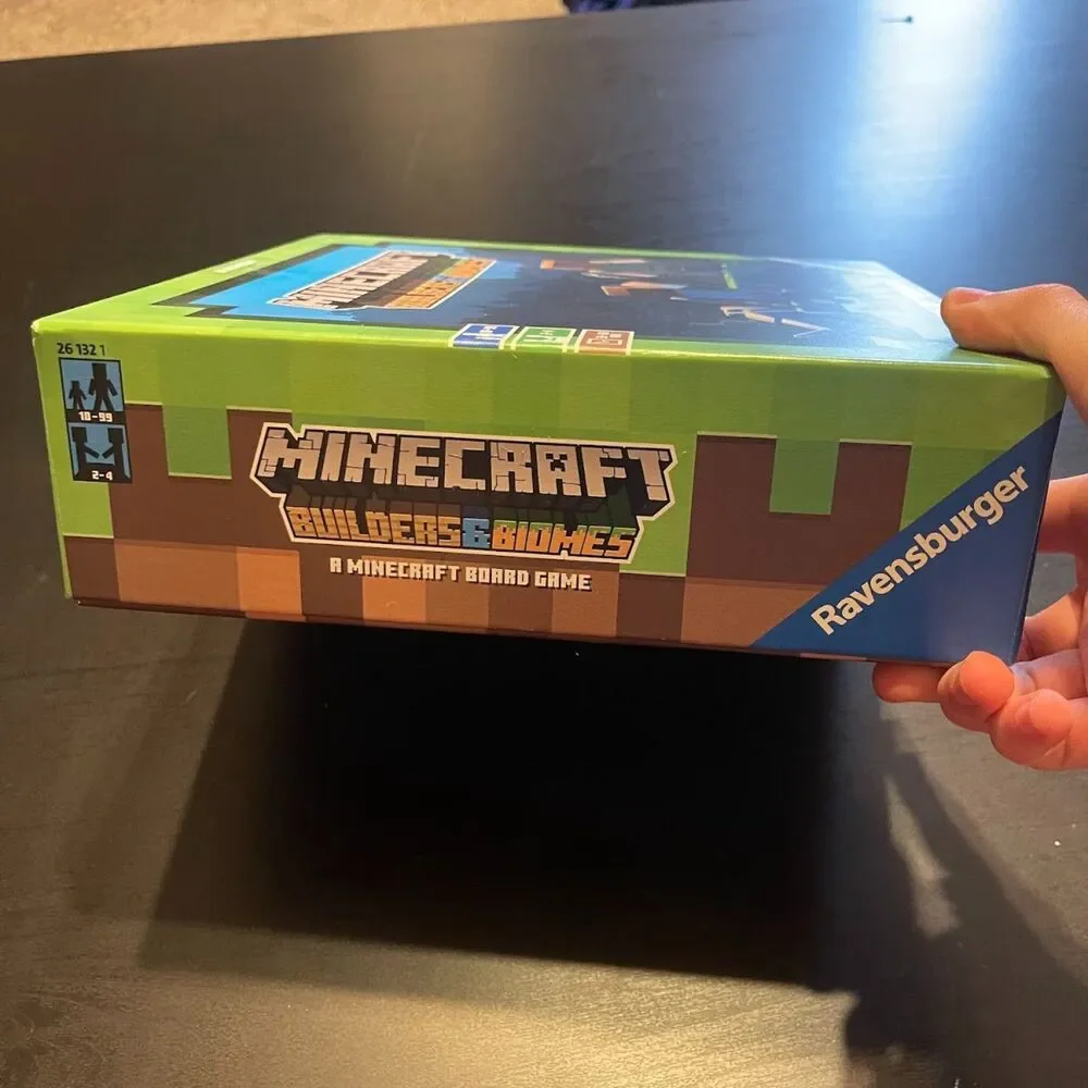 Minecraft Builders & Biomes Board Game – Ravensburger – 2019